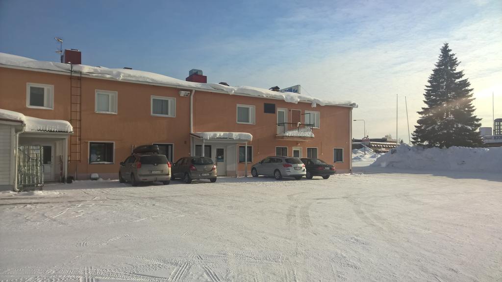 Motelli Jaetkaenkolo Pello Exteriör bild